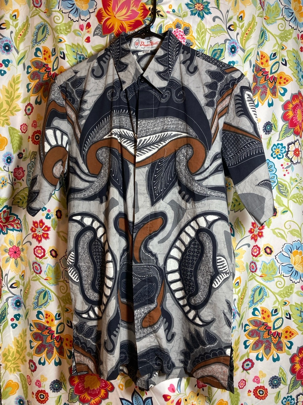 Men's DH Danar Hadi Batik Casual Short-Sleeve Button-Up Shirt Size M